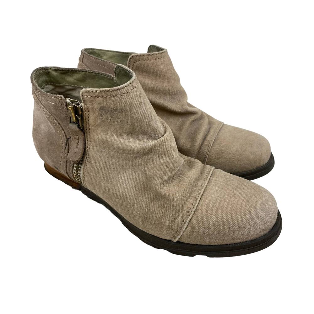 Sorel Emelie Size 8 Tan Canvas‎ Suede Leather Chelsea Booties *